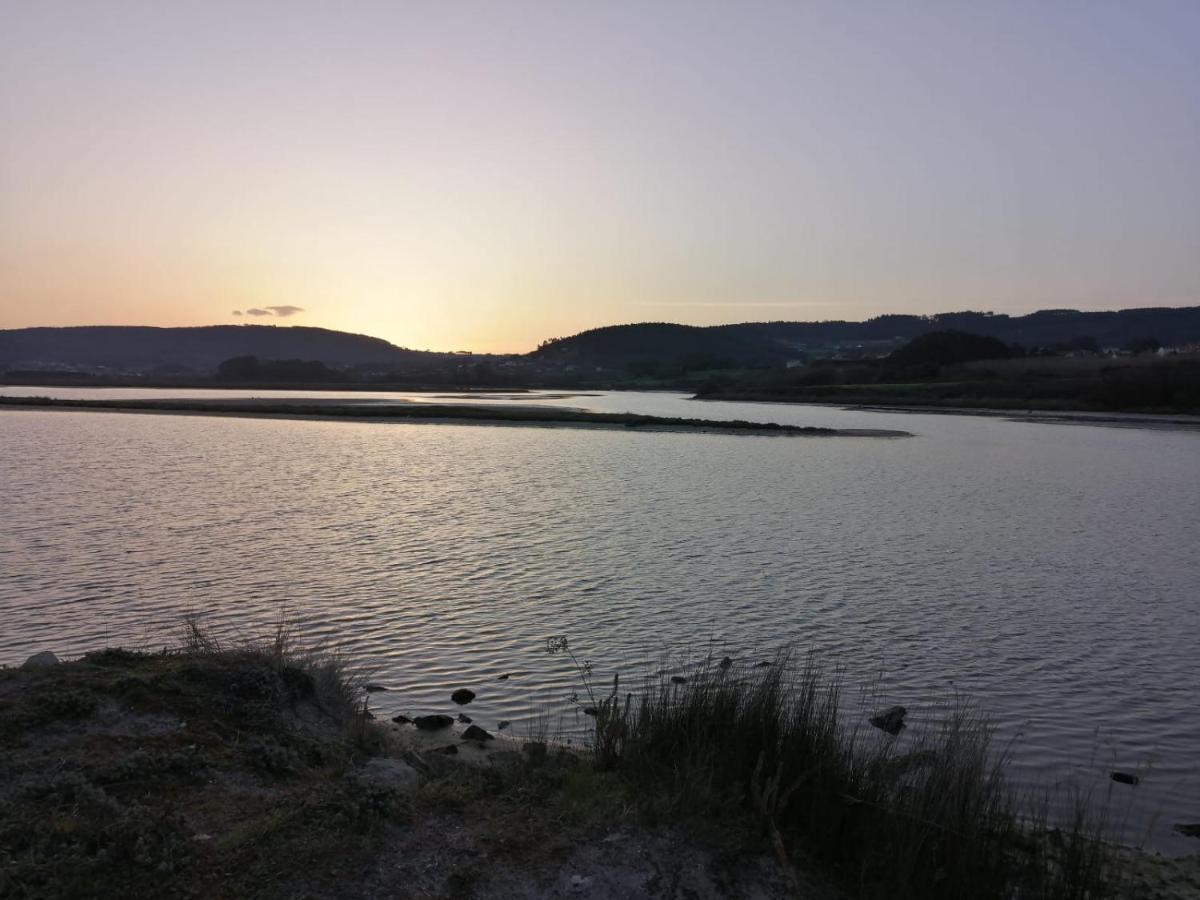 Casa As Marismas Entre Razo Y Baldayo Villa Lema Luaran gambar